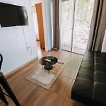 Luminoso Y Comodo Apartamento En El Cordon
