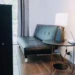 Luminoso Y Comodo Apartamento En El Cordon